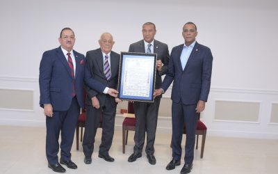 El Senado de la República reconoce médico Eliseo Rondón Sánchez 