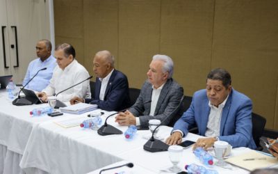 Comisión Bicameral estudia Presupuesto del 2024 recibe ministro de Hacienda; rendirá informe la próxima semana