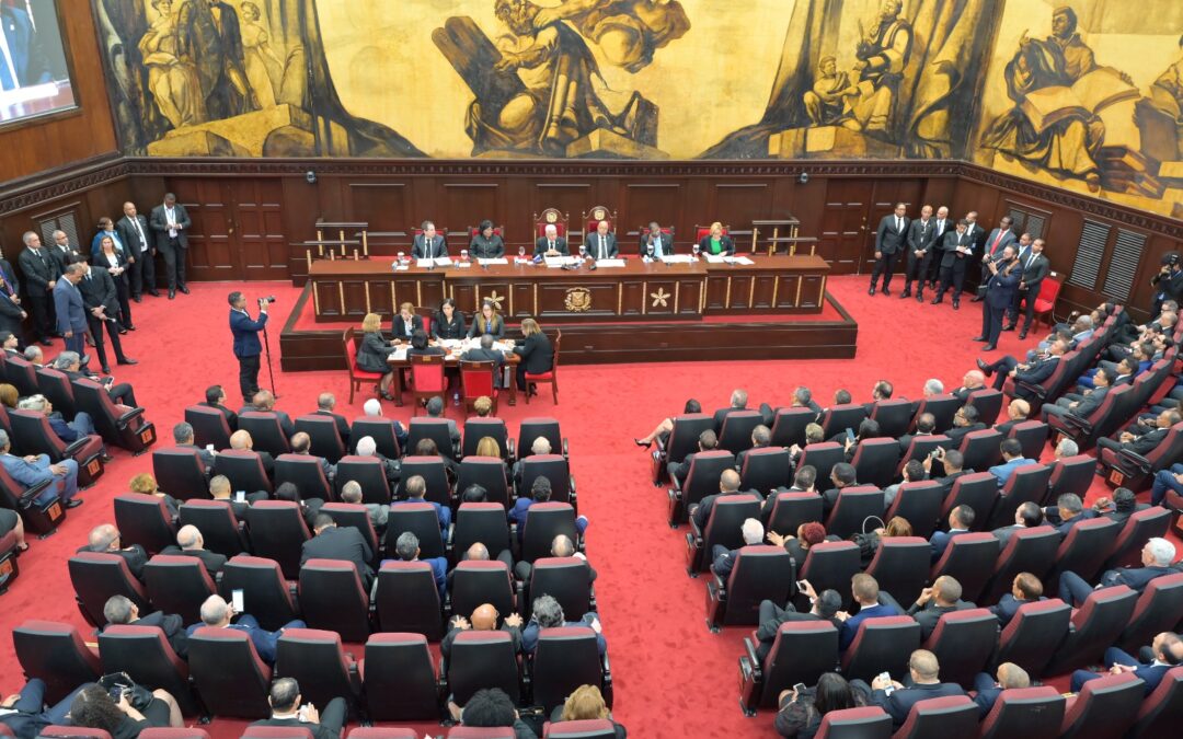 Asamblea Nacional aprueba actas elección Luis Abinader y Raquel Peña como presidente y vice presidenta RD