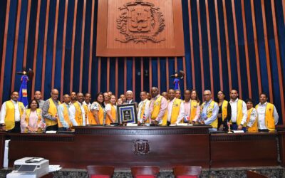 Club de Leones Cotuí reconoce al presidente del Senado por sus aportes y labor social en su provincia