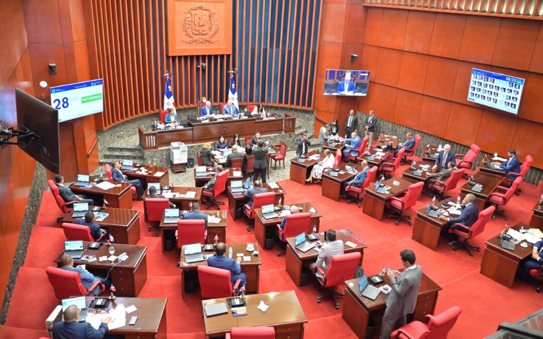 Senado aprueba en primera lectura Ley declara el 23 de septiembre Día Nacional del Pelotero