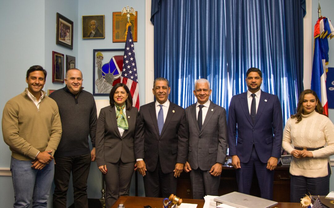 Presidente del Senado Ricardo de los Santos encabeza el VII Encuentro de Dominicanos en el Capitolio