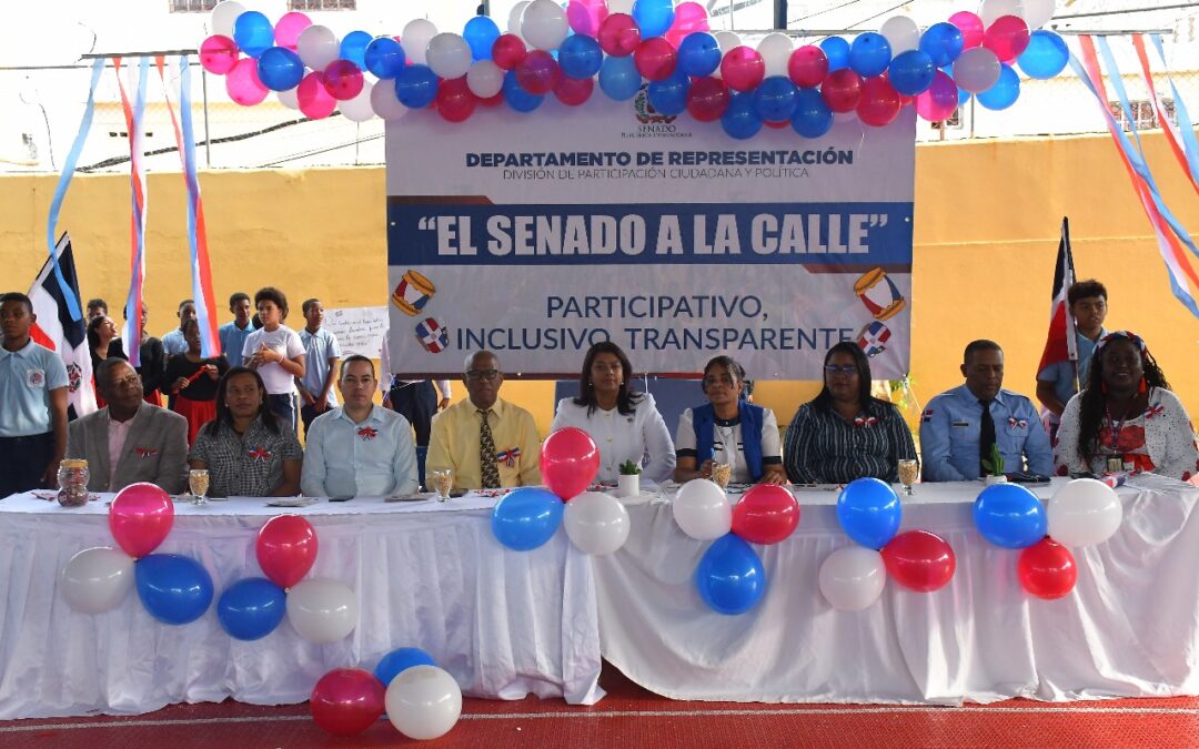 El programa «El Senado a la Calle» llega al Centro Educativo Domingo Moreno Jimenes